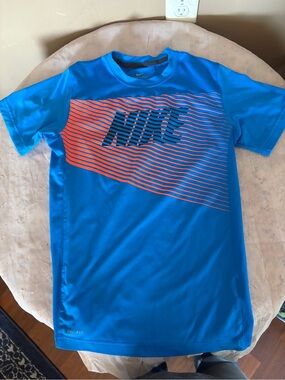 Youth Large Nike Dri-fit T-Shirt